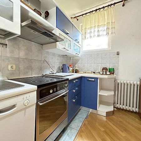 Appartement Avlija Garden Gem à SJJ Extérieur photo