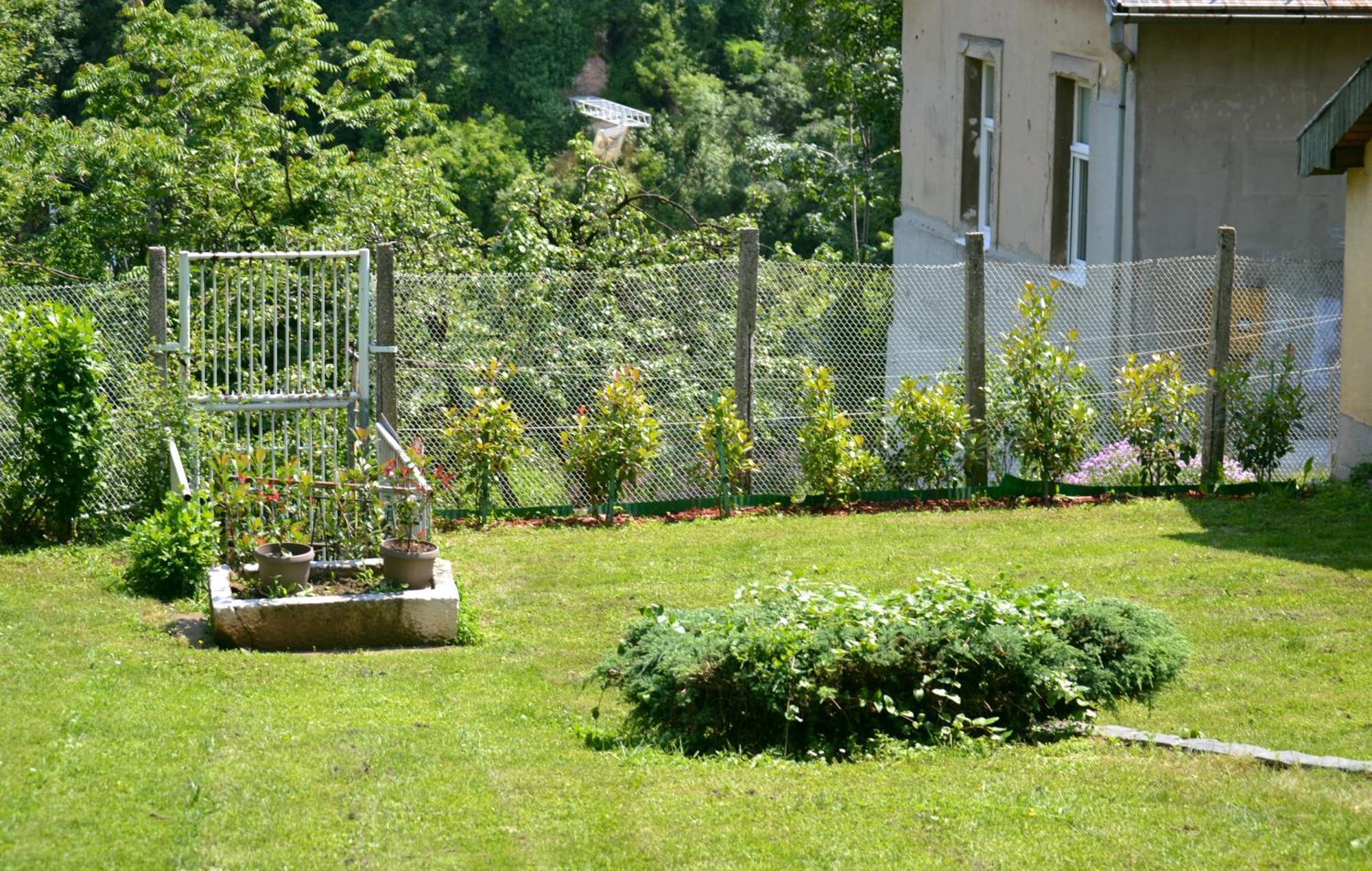 Appartement Avlija Garden Gem à SJJ Extérieur photo